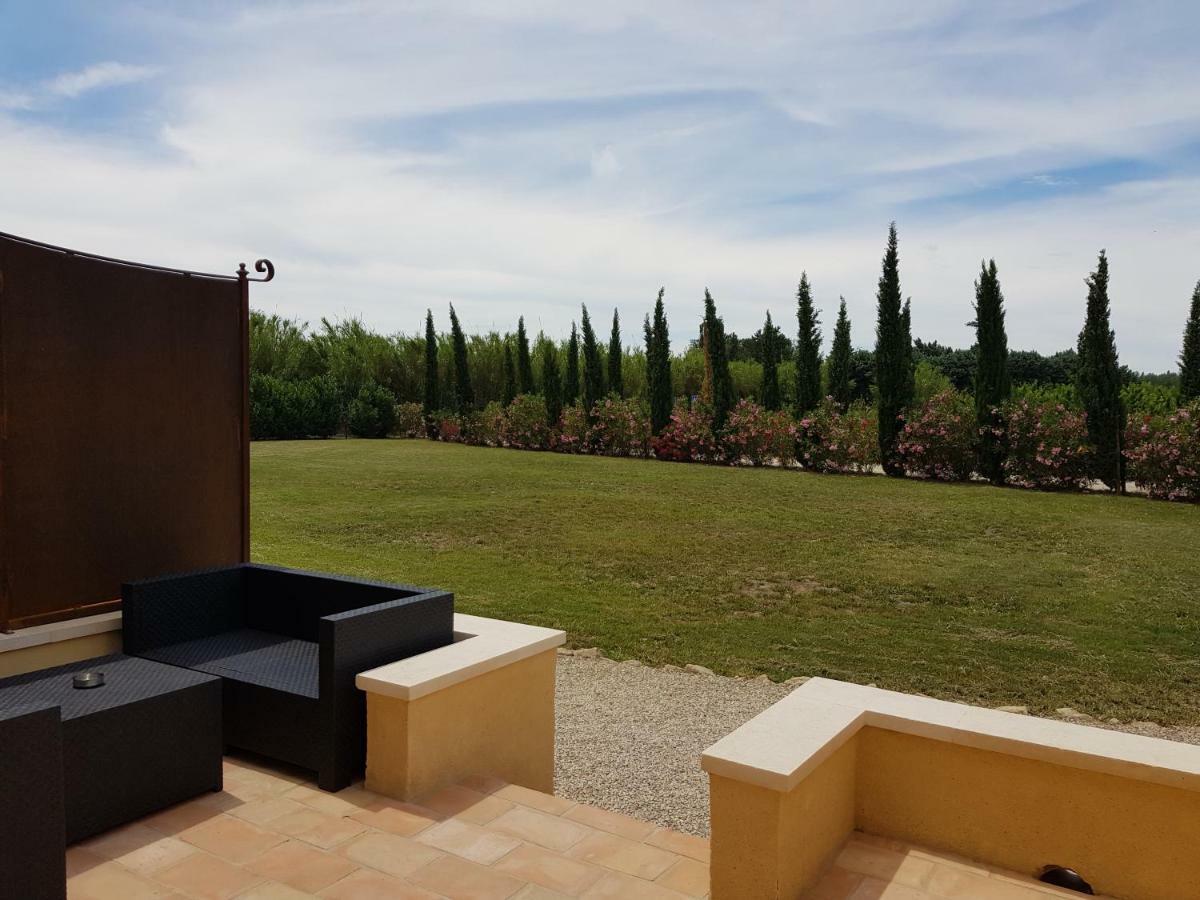Le Mas De Guiguite Mézoargues المظهر الخارجي الصورة